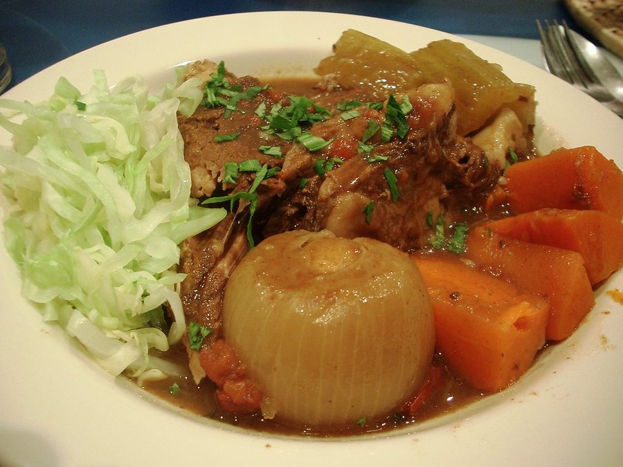 Говядина с черносливом